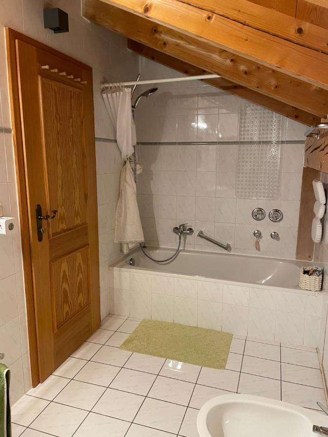 Dachgeschosswohnung Mit Traumhaftem Zugspitzblick Bei Garmisch Farchant Kültér fotó