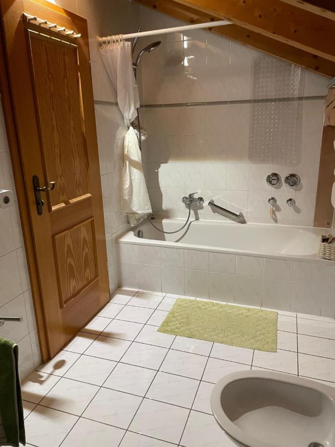 Dachgeschosswohnung Mit Traumhaftem Zugspitzblick Bei Garmisch Farchant Kültér fotó